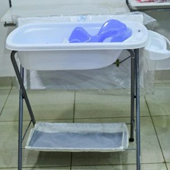 Foldable bath station